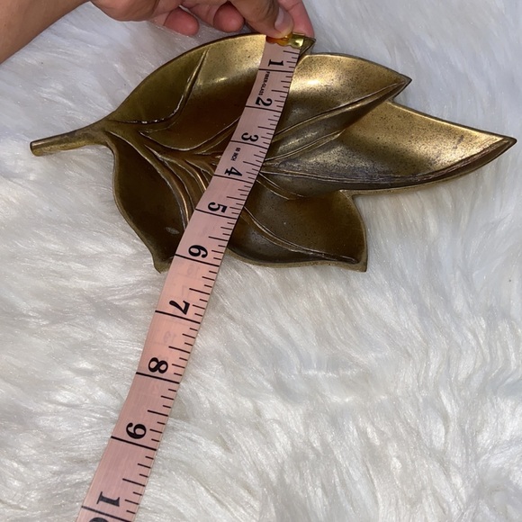Vintage Brass Leaf Shaped Trinket Tray Catch All Dish - Picture 11 of 17